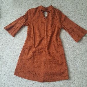 Simple lace bell sleeve dress